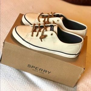 Sperry’s Top Sider Pier View Slip On